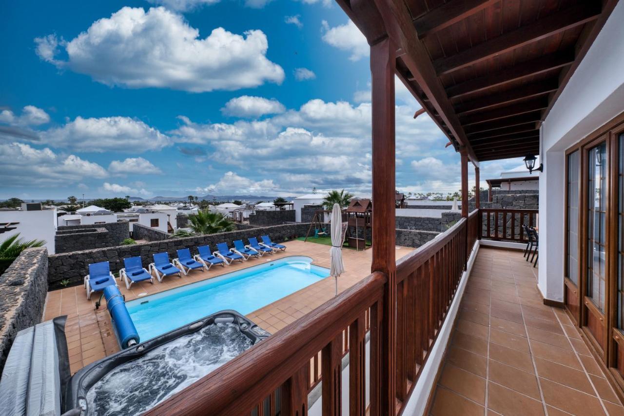Villa Flavia-Private Pool, Jacuzzi, Sea Views Playa Blanca  Exteriör bild