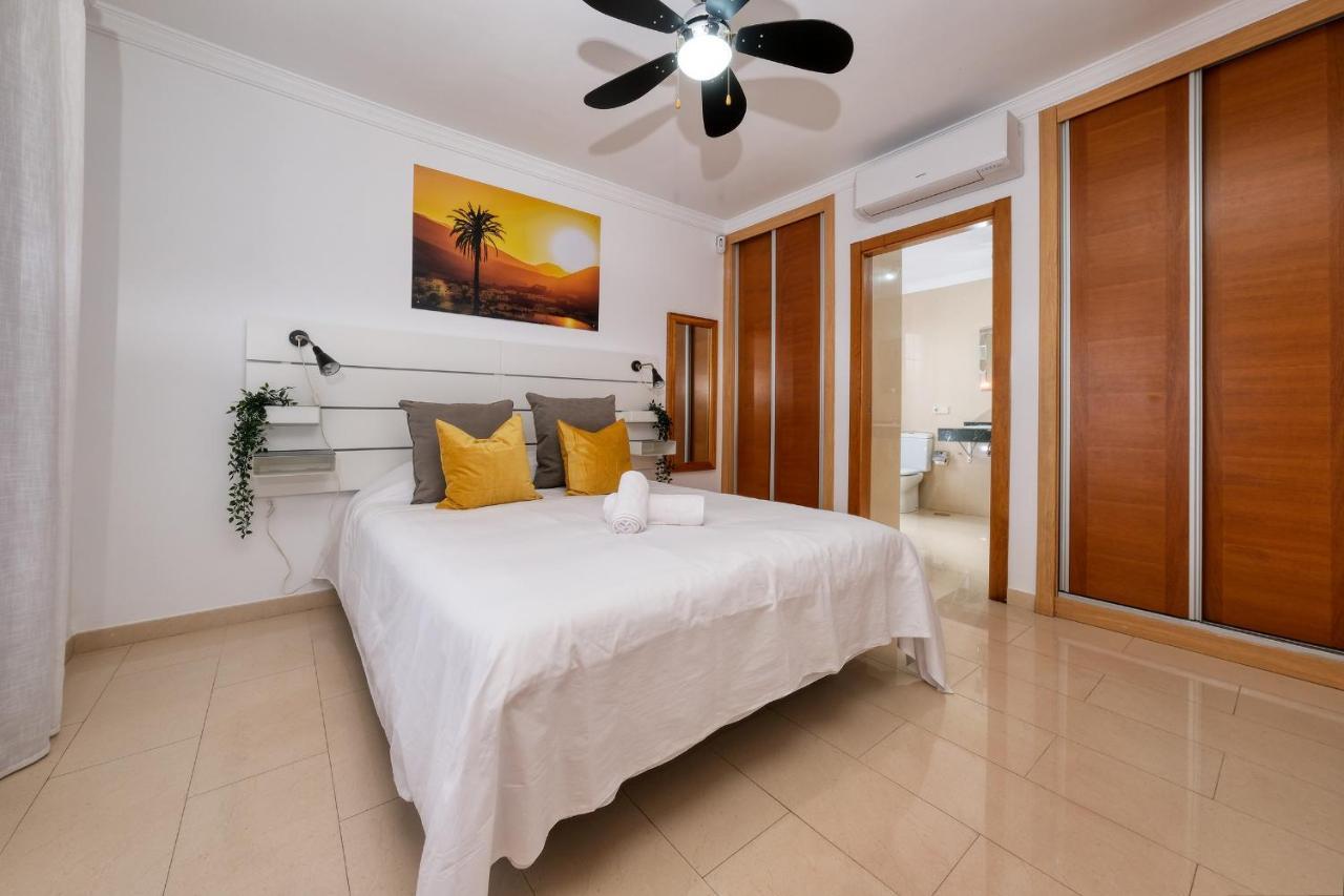 Villa Flavia-Private Pool, Jacuzzi, Sea Views Playa Blanca  Exteriör bild