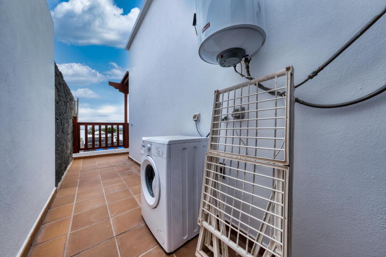 Villa Flavia-Private Pool, Jacuzzi, Sea Views Playa Blanca  Exteriör bild