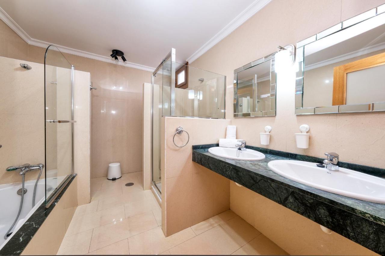 Villa Flavia-Private Pool, Jacuzzi, Sea Views Playa Blanca  Exteriör bild