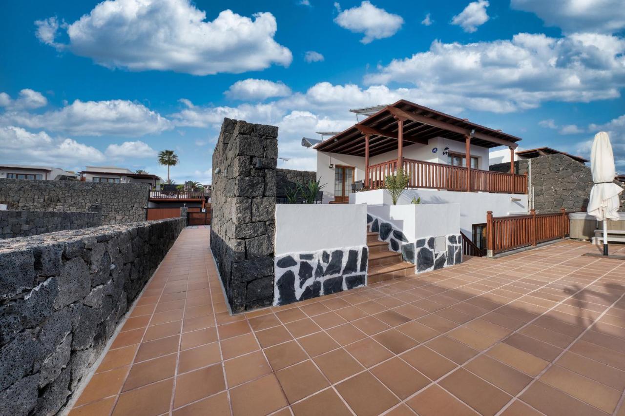 Villa Flavia-Private Pool, Jacuzzi, Sea Views Playa Blanca  Exteriör bild