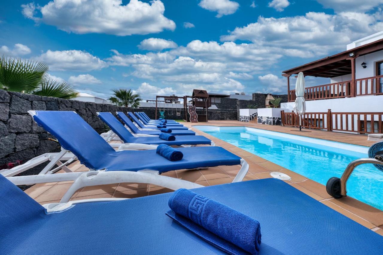 Villa Flavia-Private Pool, Jacuzzi, Sea Views Playa Blanca  Exteriör bild