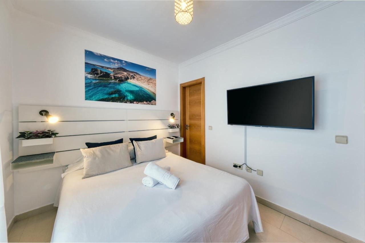 Villa Flavia-Private Pool, Jacuzzi, Sea Views Playa Blanca  Exteriör bild