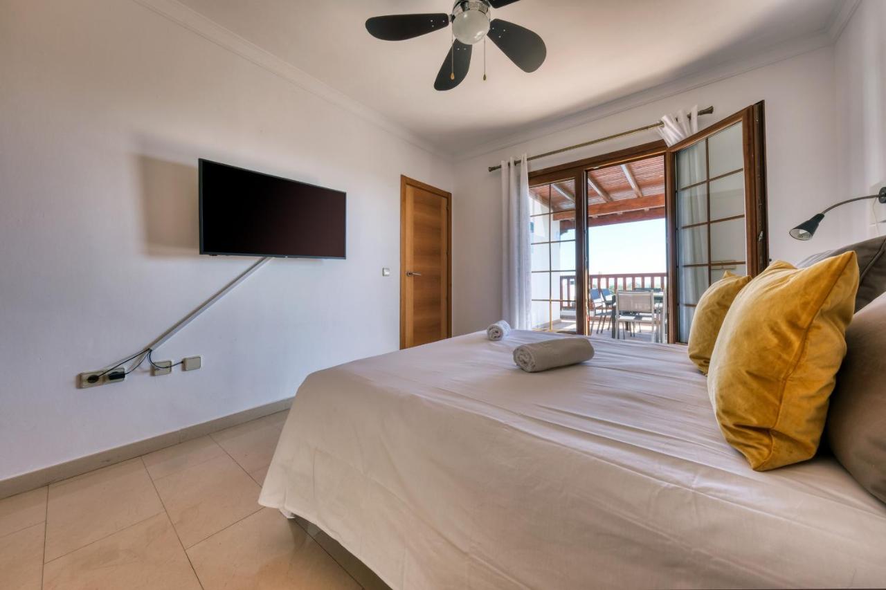 Villa Flavia-Private Pool, Jacuzzi, Sea Views Playa Blanca  Exteriör bild