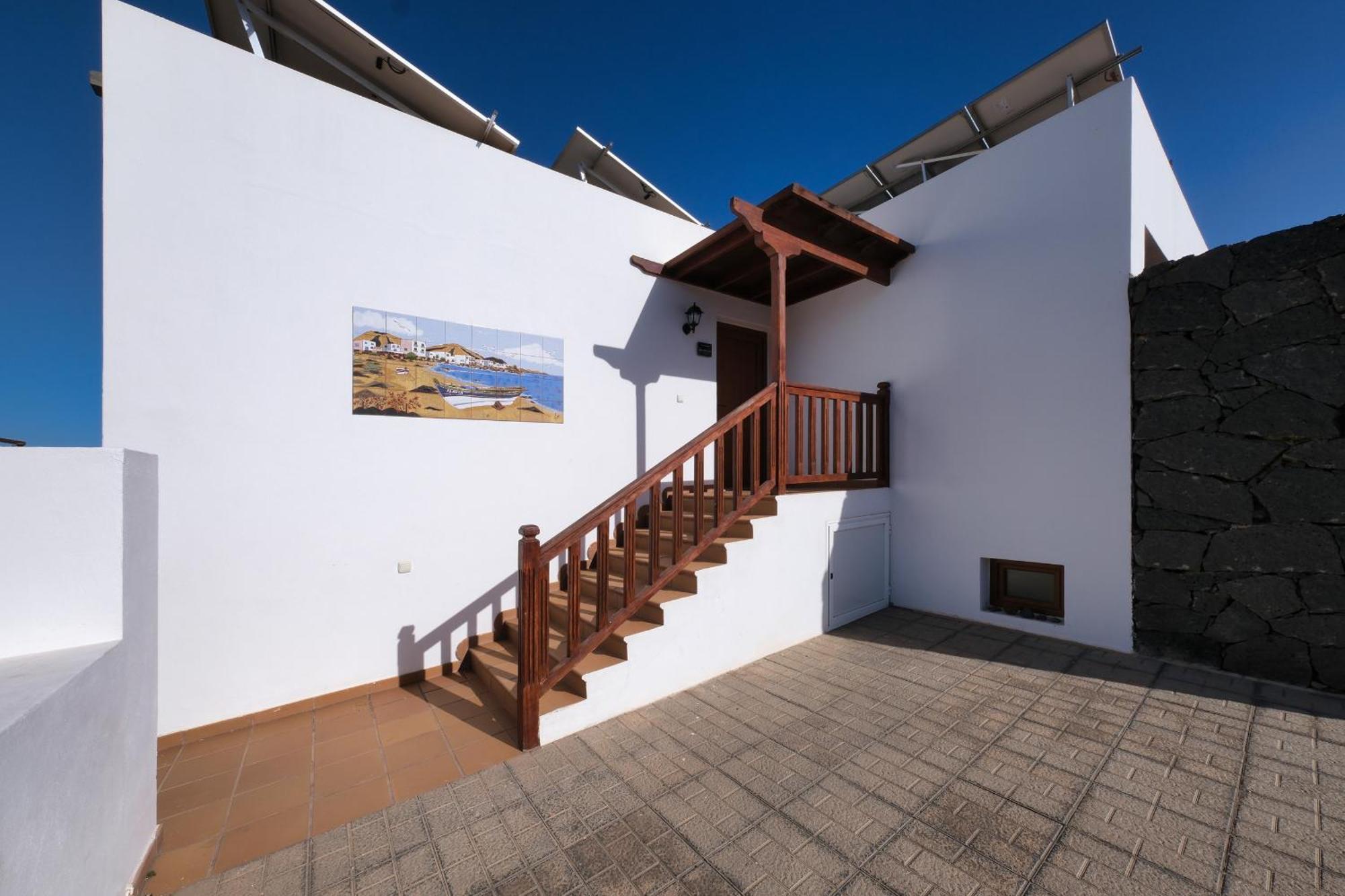 Villa Flavia-Private Pool, Jacuzzi, Sea Views Playa Blanca  Exteriör bild