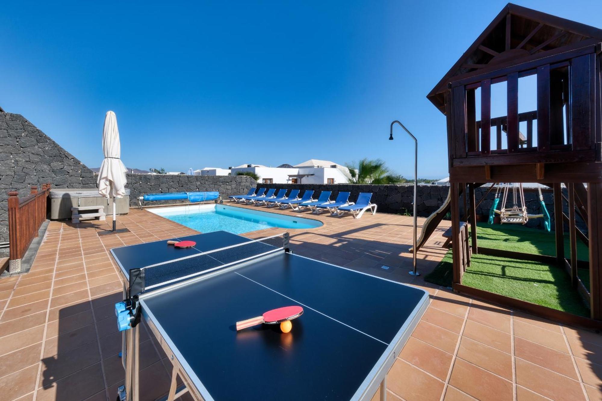 Villa Flavia-Private Pool, Jacuzzi, Sea Views Playa Blanca  Exteriör bild