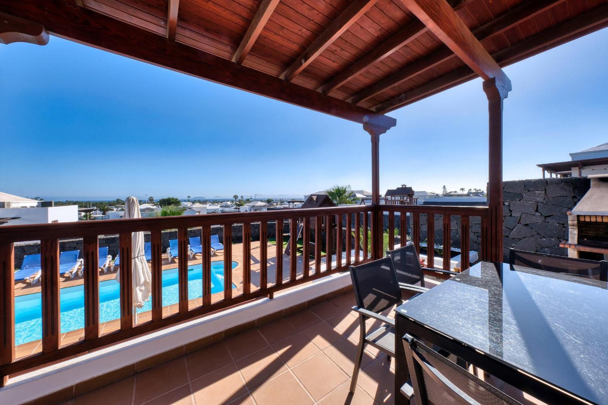 Villa Flavia-Private Pool, Jacuzzi, Sea Views Playa Blanca  Exteriör bild